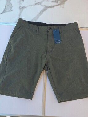Men's Kenneth Cole size 36 shorts green techni-cole